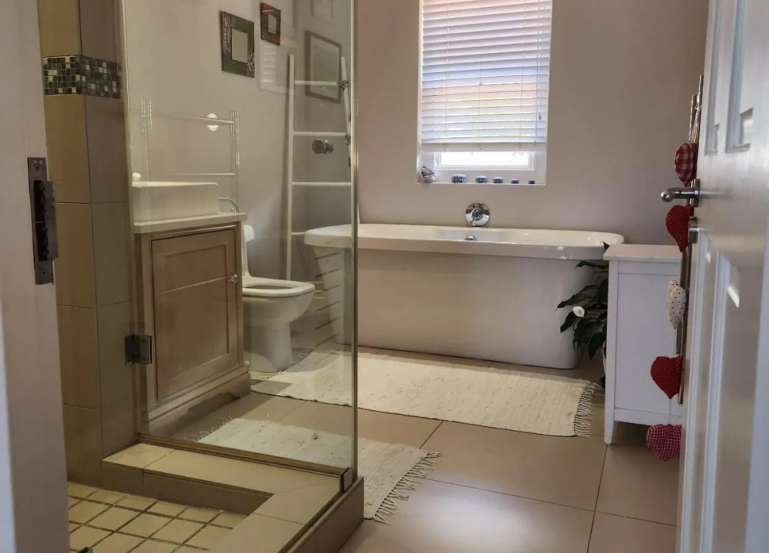 Mountain View Villa In Exclusive Security Estate, Hout Bay, Cape Town South Africa