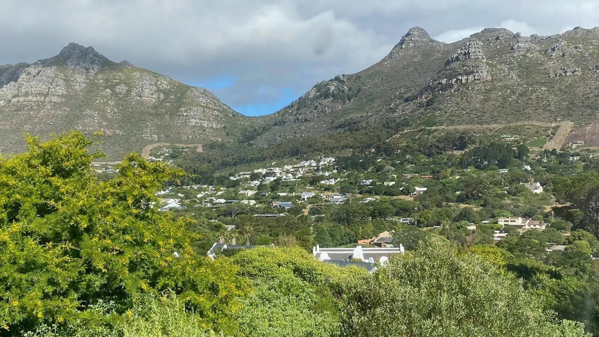 Mountain View Villa In Exclusive Security Estate, Hout Bay, Cape Town